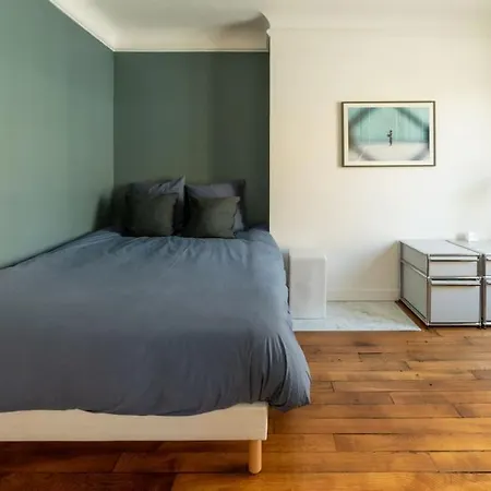 17e A 10 Min Arc De Triomphe Apartment Paris