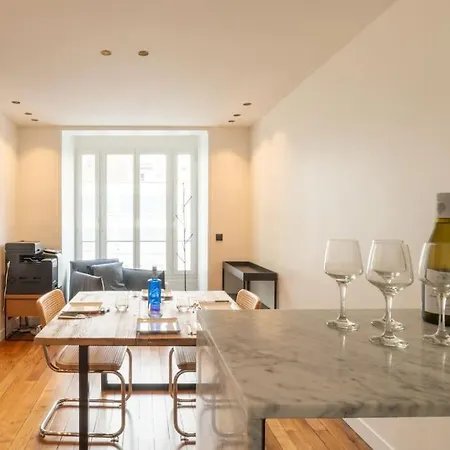 Apartment 17e A 10 Min Arc De Triomphe