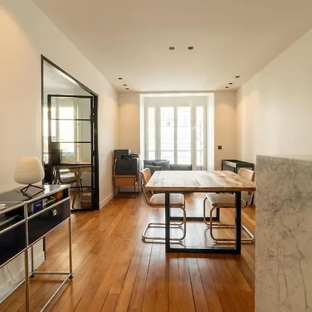 17e A 10 Min Arc De Triomphe Apartment Paris